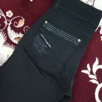 شلوار لی مشکی سایز 30قیمت پایین زدم