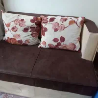 یک مبل دونفره|مبلمان خانگی و میز عسلی|کرج, ساسانی (قلمستان)|دیوار