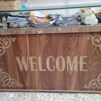 میزپیشخوان جادار،دارای ۳کشو،