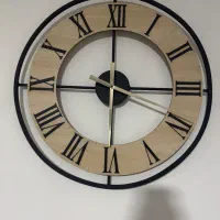 ساعت دیواری