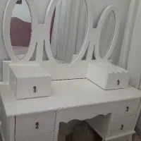 تخت خواب دونفره به همراه اینه دراور
