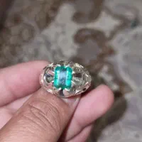 انگشتر نقره دست ساز زمرد
