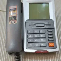 تلفن رو میزی