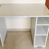 میز تحریر سفید