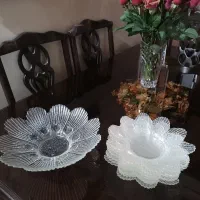 ظرف بزرگ میوه و7عدد بشقاب میوه خوری قدیمی