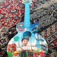 گیتار اسباب بازی در حد نو