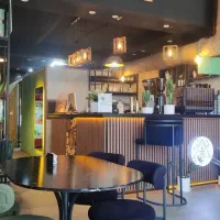 کافه و فست فود شیک و بی‌نظیره با تجهیزات