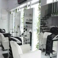 استخدام پرسنل در سالن زیبایی