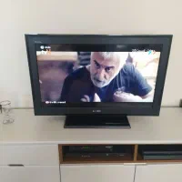 تلویزیون LED SONY و اسپیکر خانگی ویکر vker
