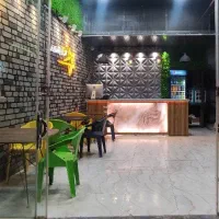 استخدام نیروی خانم فست فود