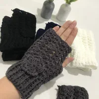 دستکش ( در رنگهای مختلف)