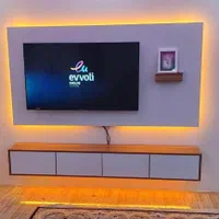 میز‌ تیوی دیواری و پلیت نور مخفی