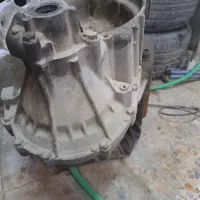 گیربکس اتوماتیک روی پژو 2000سوار بوده و خراب هست