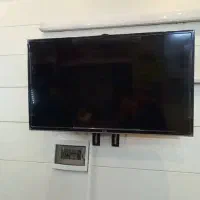 تلویزیون ال ای دی ۳۲ اینچ|تلویزیون و پروژکتور|قم, باغ کرباسی|دیوار