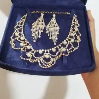 گوشواره و گردنبند