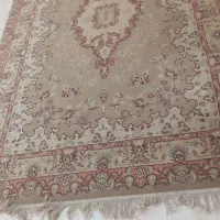 قالی ۴متری زمینه کرم رنگ تراکم بالا|فرش|بهبهان, |دیوار