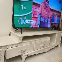 میز تلویزیون متین رنگ صدفی