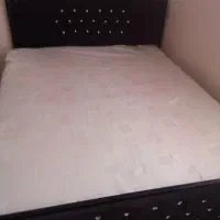 تخت خواب دو نفر در حد نو فلز
