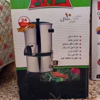 ابمیوه گیرنو سبزی خردکن دو نوع با سرخ کن بدون روغن|آبمیوه‌گیر و آب‌مرکبات‌گیر|نورآباد ممسنی, |دیوار