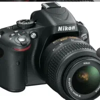 دوربین حرفه ای Nikon فوری فروشی