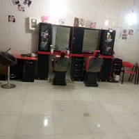 فروش تمام وسایل کامل سالن زیبایی