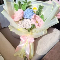 گیفت دسته گل خاص مخملی