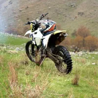 طرح هاسکوارنا ۳۰۰ سی سی ۱۴۰۳ پلاک ملی