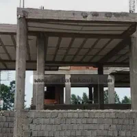 1000متر-زمین-620-متر-بنای-نیمه-کاره