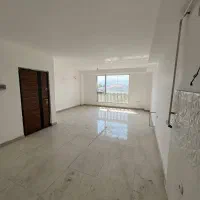 آپارتمام نوساز و کلید اول خیابان دانشگاه