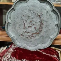 منقل سینی برنجی و ۱۰ قل مسی استثنایی قدیمی|کلکسیون و سرگرمی|اصفهان, وحید|دیوار