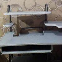 میز کامپیوتر