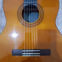 یک عدد گیتار نو یاماها C40 همراه با کاور|گیتار، بیس، امپلیفایر|بروجرد, |دیوار