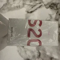 گوشی s20 fe ،سالم،قرمز مات، همراه جعبه