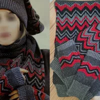 لباس بچگانه ، لباس دخترانه ، کلاه شالگردن دستکش