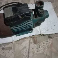 دو عدد پمپ آب یک اسب و نیم اسب ویک عدد جاروبرقی