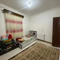 دو دست مبل و یک تخت و میز تی وی و کمد اتاق خواب|مبلمان خانگی و میز عسلی|آمل, |دیوار
