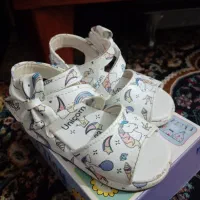 تعدادی لباس و کفش بچگانه تمیز موجوده|لباس|لنگرود, |دیوار