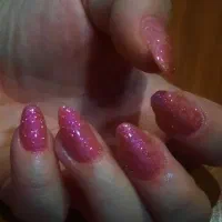 کاشت و ترمیم ناخن دست وپا در منزل|خدمات آرایشگری و زیبایی|رشت, کوی مهر|دیوار