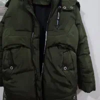 کفش وکاپشن|لباس|رشت, پیرکلاچای|دیوار