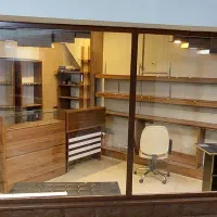 قفسه و پیشخوان