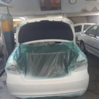 کارگر نقاش ماشین ماهر