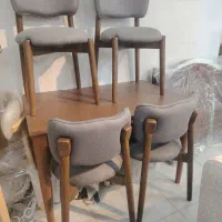 میز غدا خوری ایتالیایی