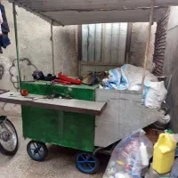 یه عدد گاری فلافلی کرایه داده میشود