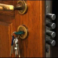 کلید‌سازی/قفل‌سازی/بازکردن‌درب‌خانه‌وخودرو/