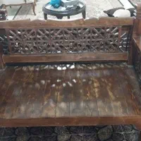 یک سری مبل چوبی اصل هفت نفره به فروش میردسد|مبلمان خانگی و میز عسلی|اسلام‌‌آباد غرب, |دیوار