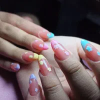 مدل کاشت ناخن فقط 190|خدمات آرایشگری و زیبایی|خرمآباد, |دیوار