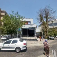۲۵۰ متر ویترین تجاری دو نبش  مستقل
