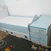 سه چرخه بچگانه و تخت و کمد کودک