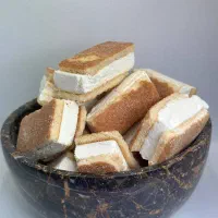 بستنی خشک پفکی