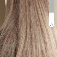 کاشت ناخن مژه آمبره کراتین ماساژ اپیلاسیون وتتوکار|خدمات آرایشگری و زیبایی|پرند, فاز ۶|دیوار